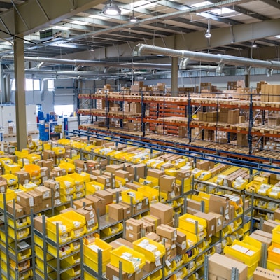 Entrepôt logistique